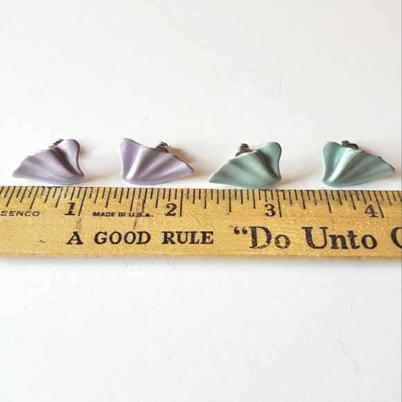 Metal Enamel Shell Earrings Vintage 2 pair - Picture 9 of 9
